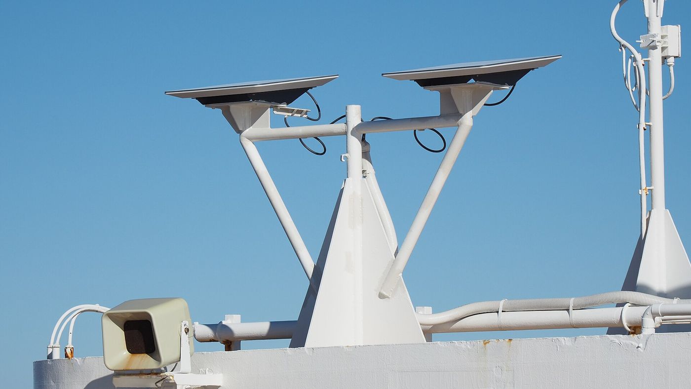 Starlink flat-panel satellite terminals mounted on a structure